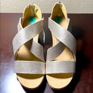 Brand new Anne Klein size 8 sandals.